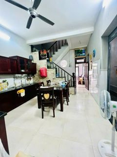 Bán nhà mặt tiền Linh Chiểu (Đường 14) 3 tầng, 3PN – 3WC, có sân trước sau, gần trường và chợ